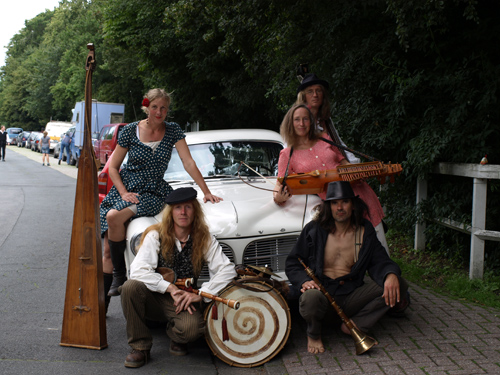 Satolstelamanderfanz on tour